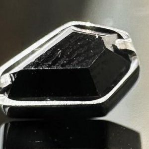 ataud engarzado cristal negro